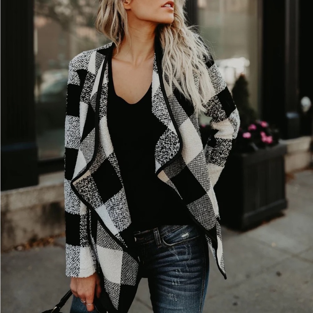 Buffalo plaids jacket asymmetrical high low jacket cardigan white black